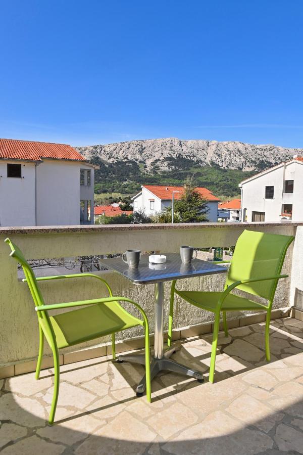 Rooms & Apartments Jadranka Baška Екстериор снимка