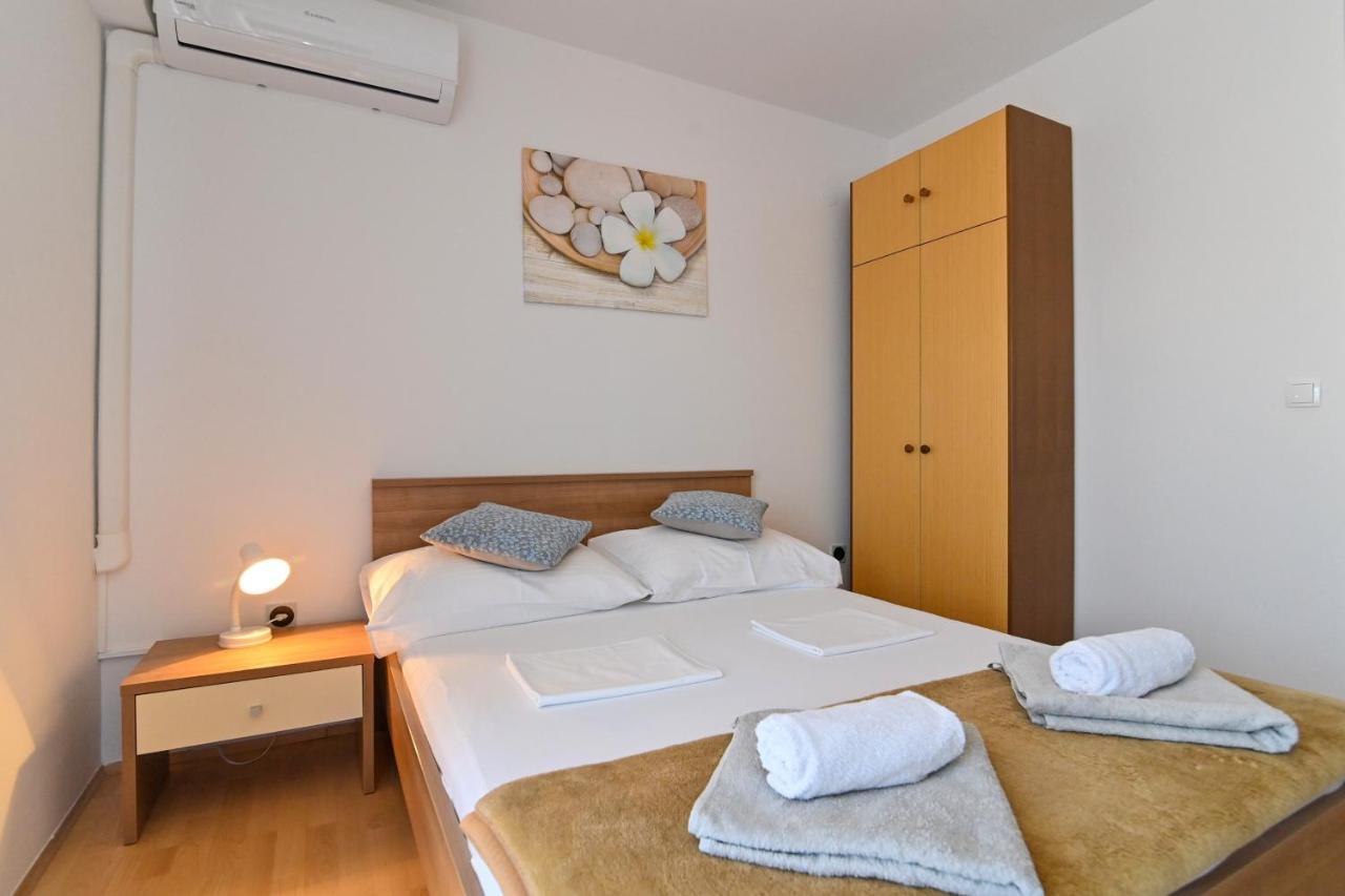 Rooms & Apartments Jadranka Baška Екстериор снимка