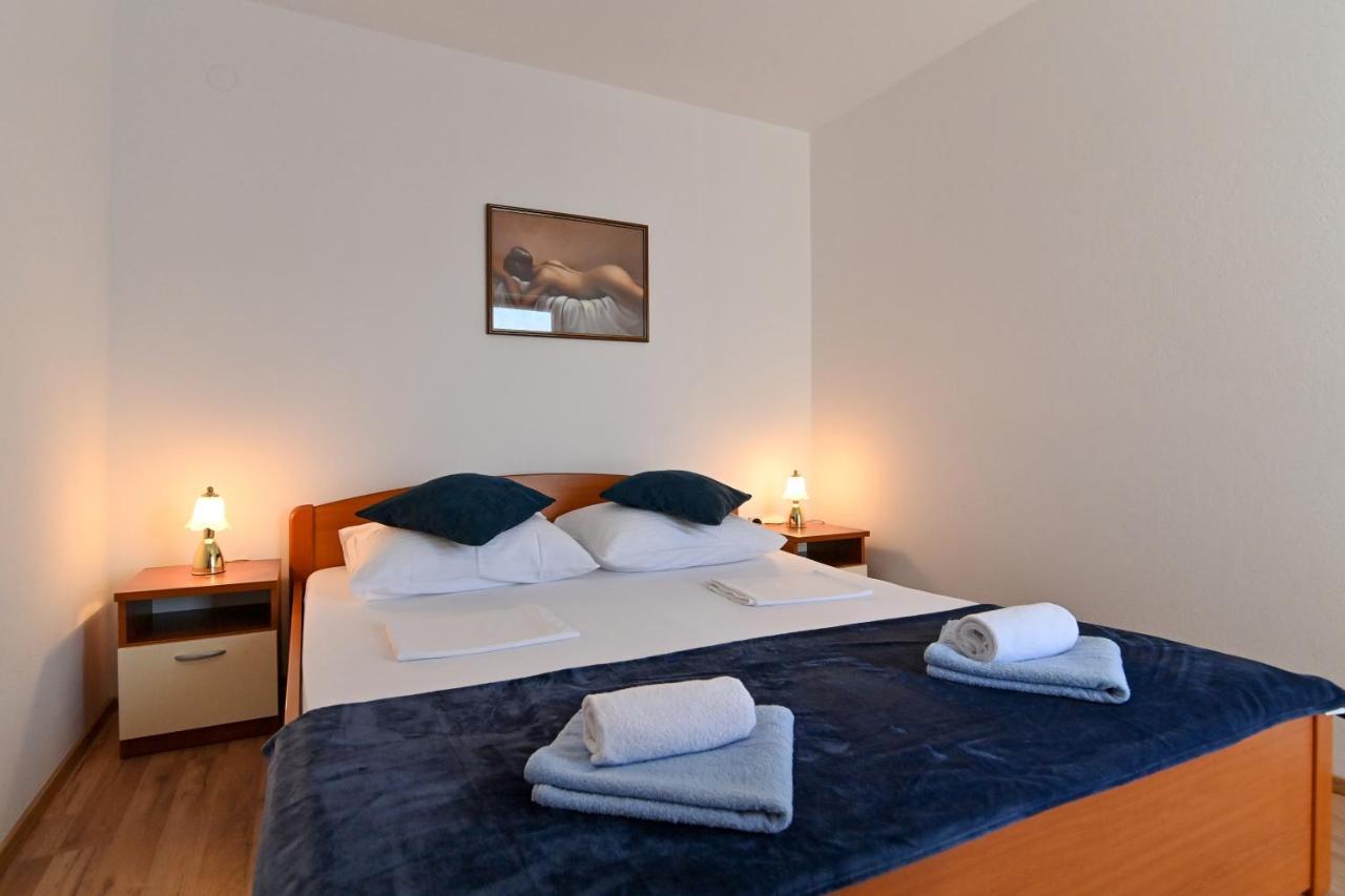 Rooms & Apartments Jadranka Baška Екстериор снимка